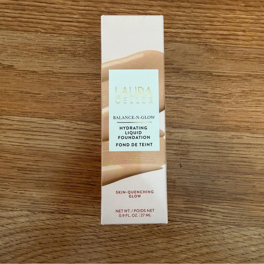 Laura Geller Balance-N-Glow Hydrating Liquid Foundation - Beige